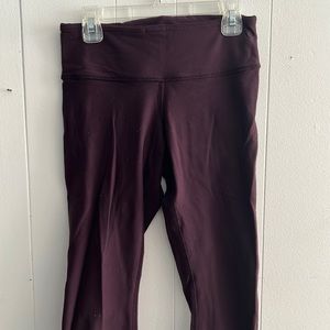 Size 4 Lululemon REVERSIBLE legging